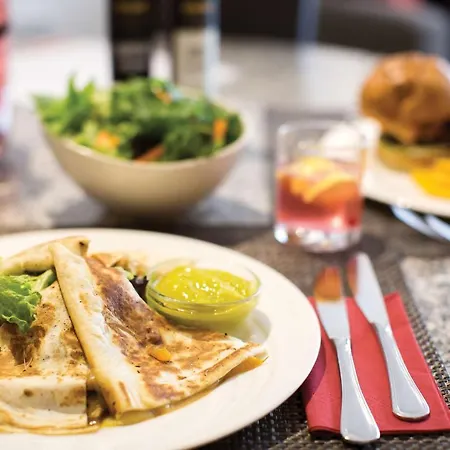 Adina Lejlighedshotel