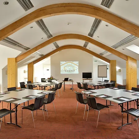 Lejlighedshotel Adina 4*