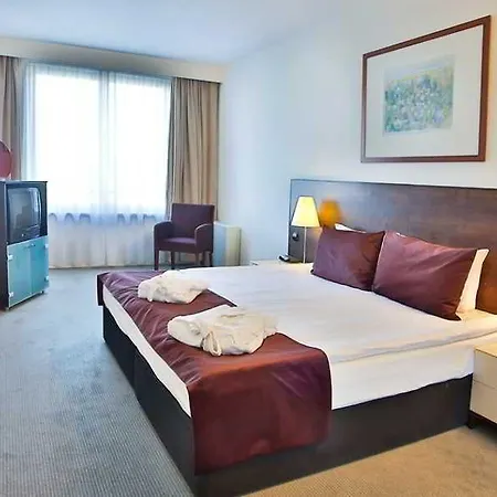 Hotel Adina 4*