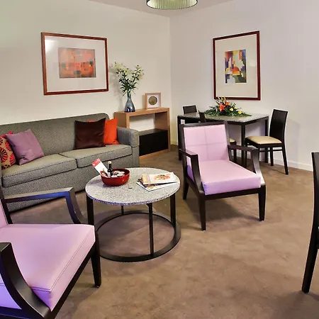 Adina Hotel 4*