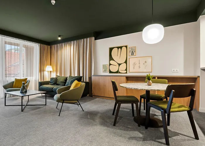 아디나 아파트먼트 아파트호텔